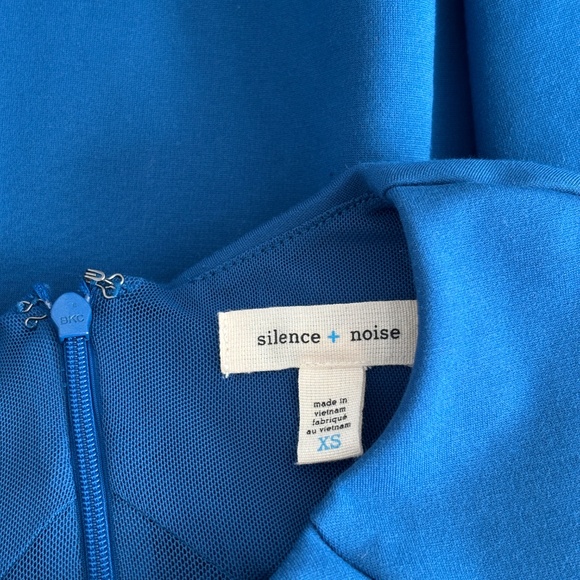 Urban Outfitters silence + noise Back Cutout Mini Dress - Blue XS - Picture 9 of 10